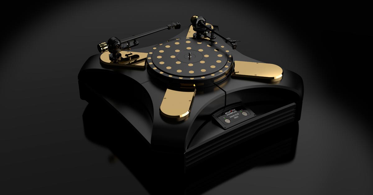 Invictus NEO in black-gold